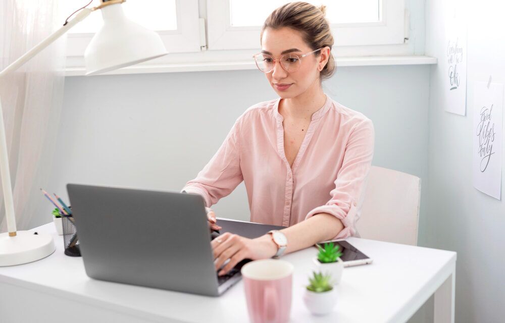 Assistante digitale : quel est vraiment le travail d&rsquo;une assistante virtuelle ?