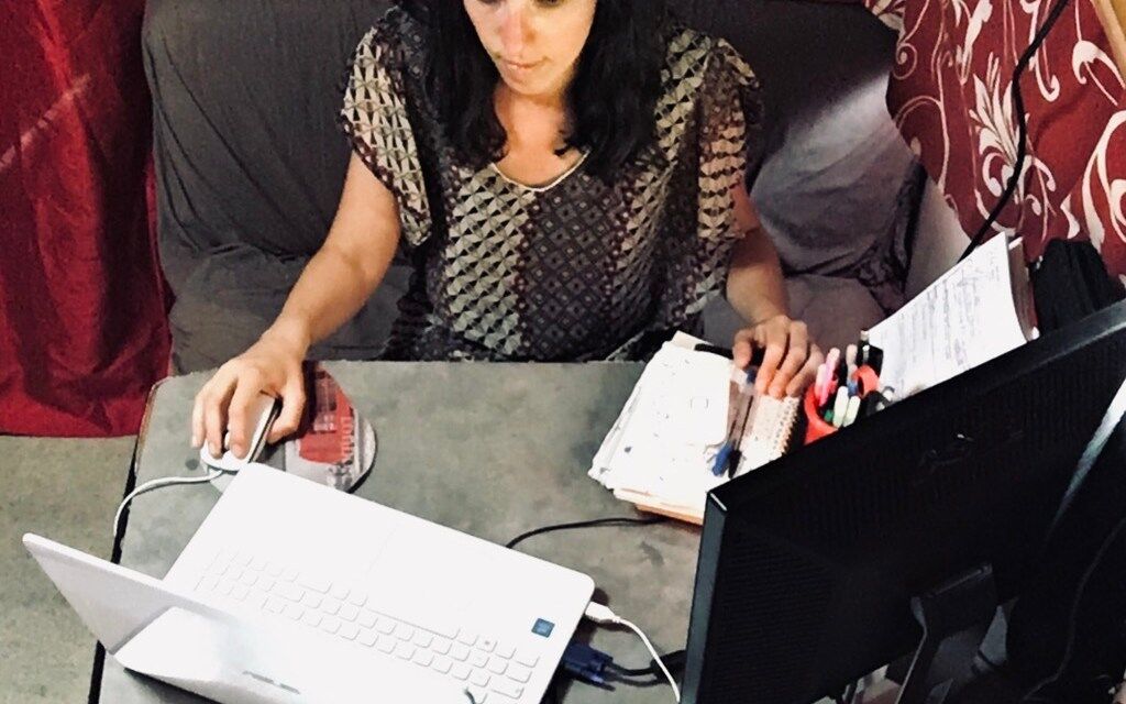 Rédactrice web nomade en camping-car – Interview de Cécile